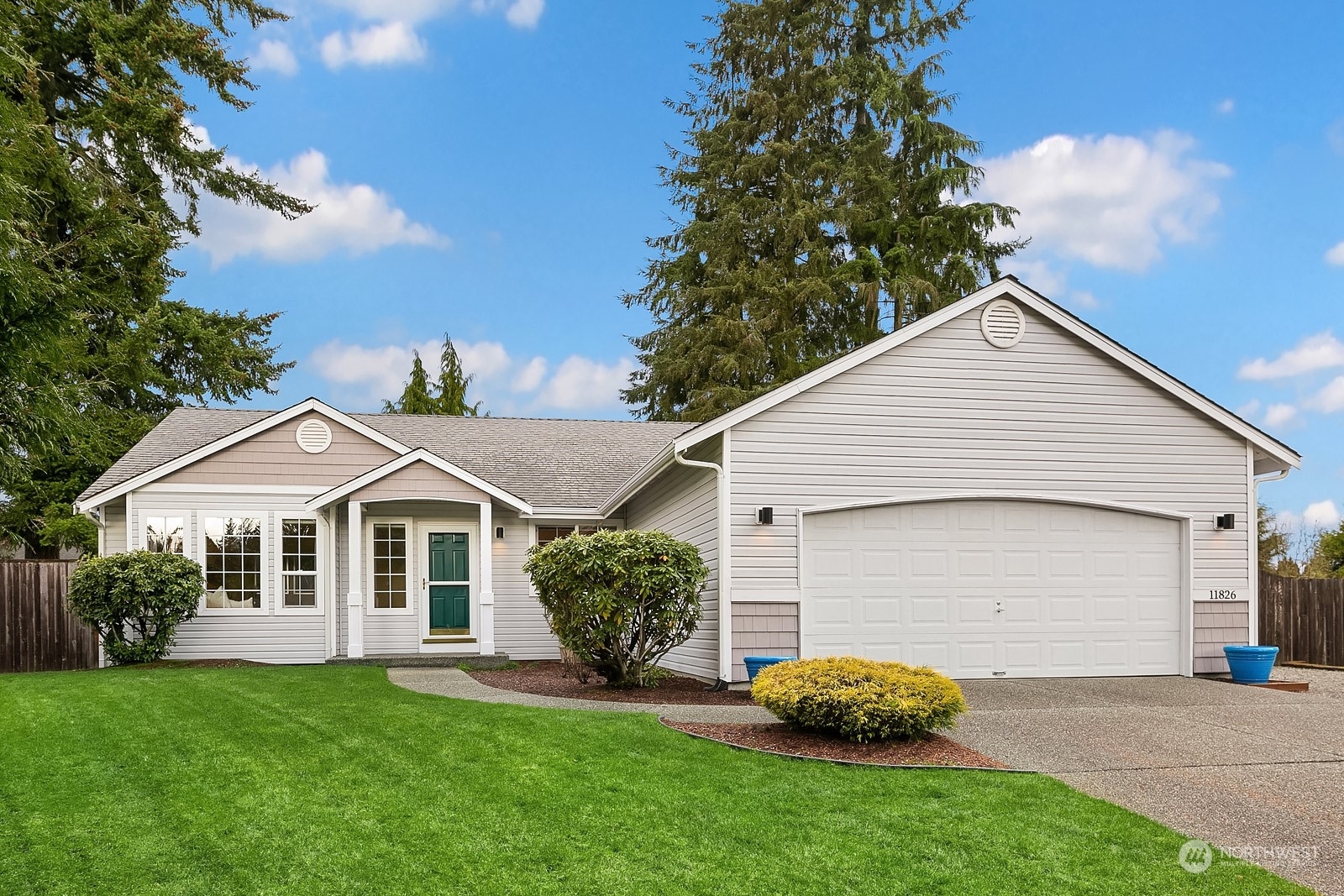 11826 52nd Drive SE  Everett WA 98208 photo