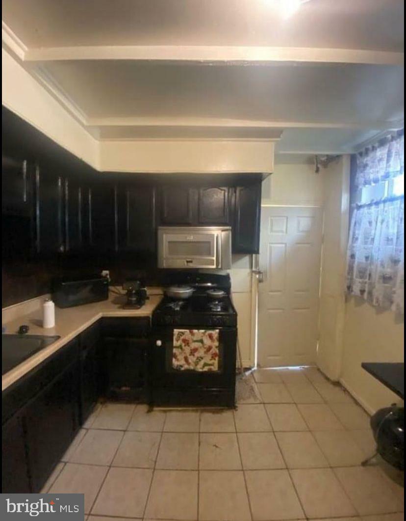 Property Photo: 2438 N Gratz Street PA 19132