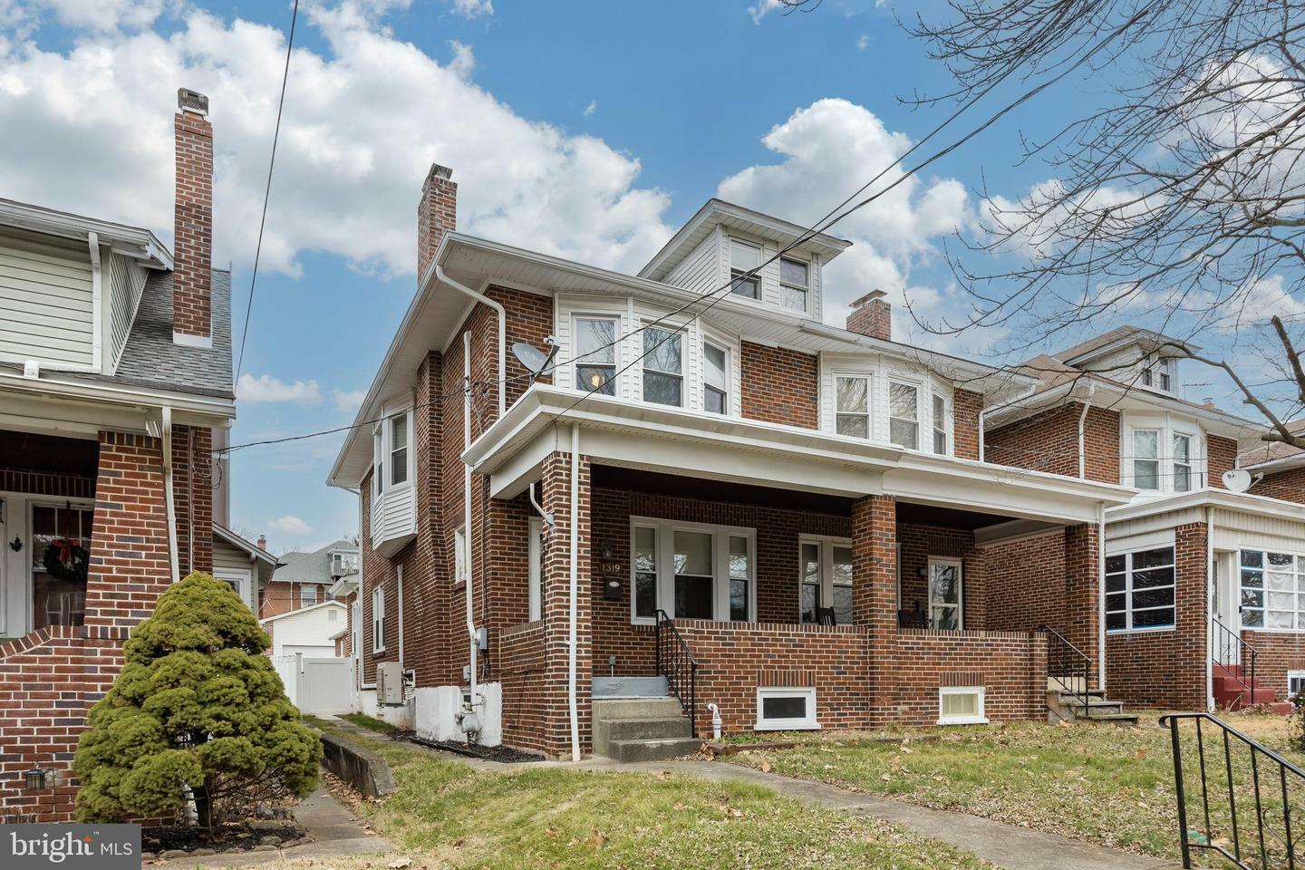 Property Photo:  1319 Queen Street  PA 19464 