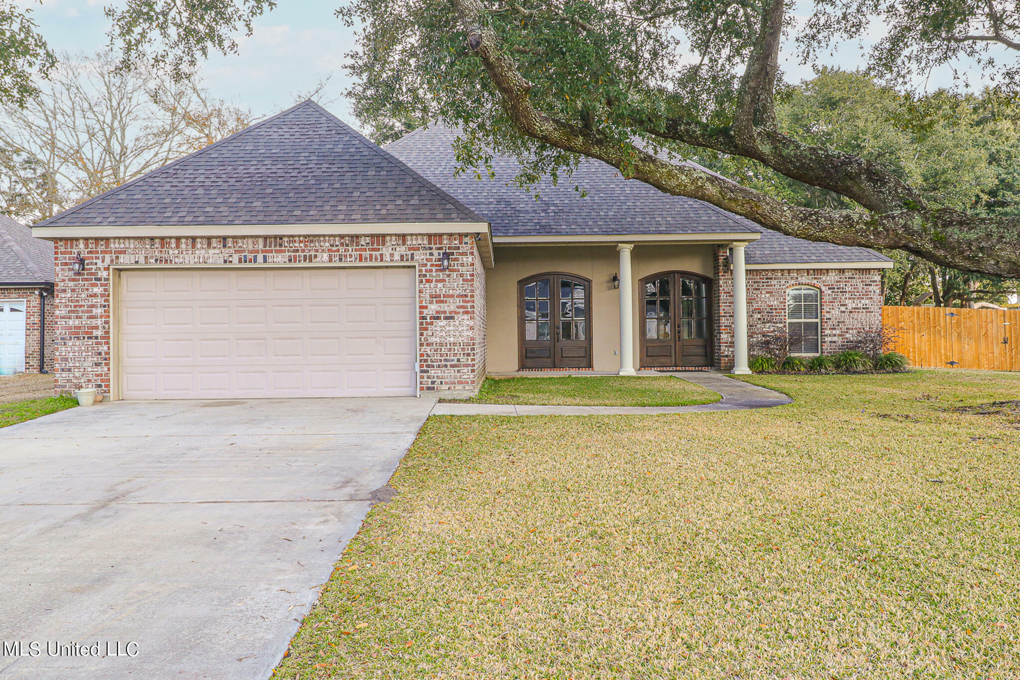 Property Photo:  604 Charleston Lane  MS 39560 