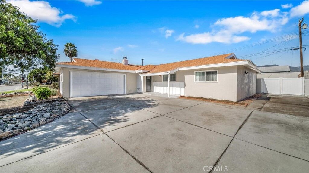 Property Photo:  5052 Moreno Street  CA 91763 