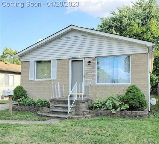 17896 Grove Street  Roseville MI 48066 photo