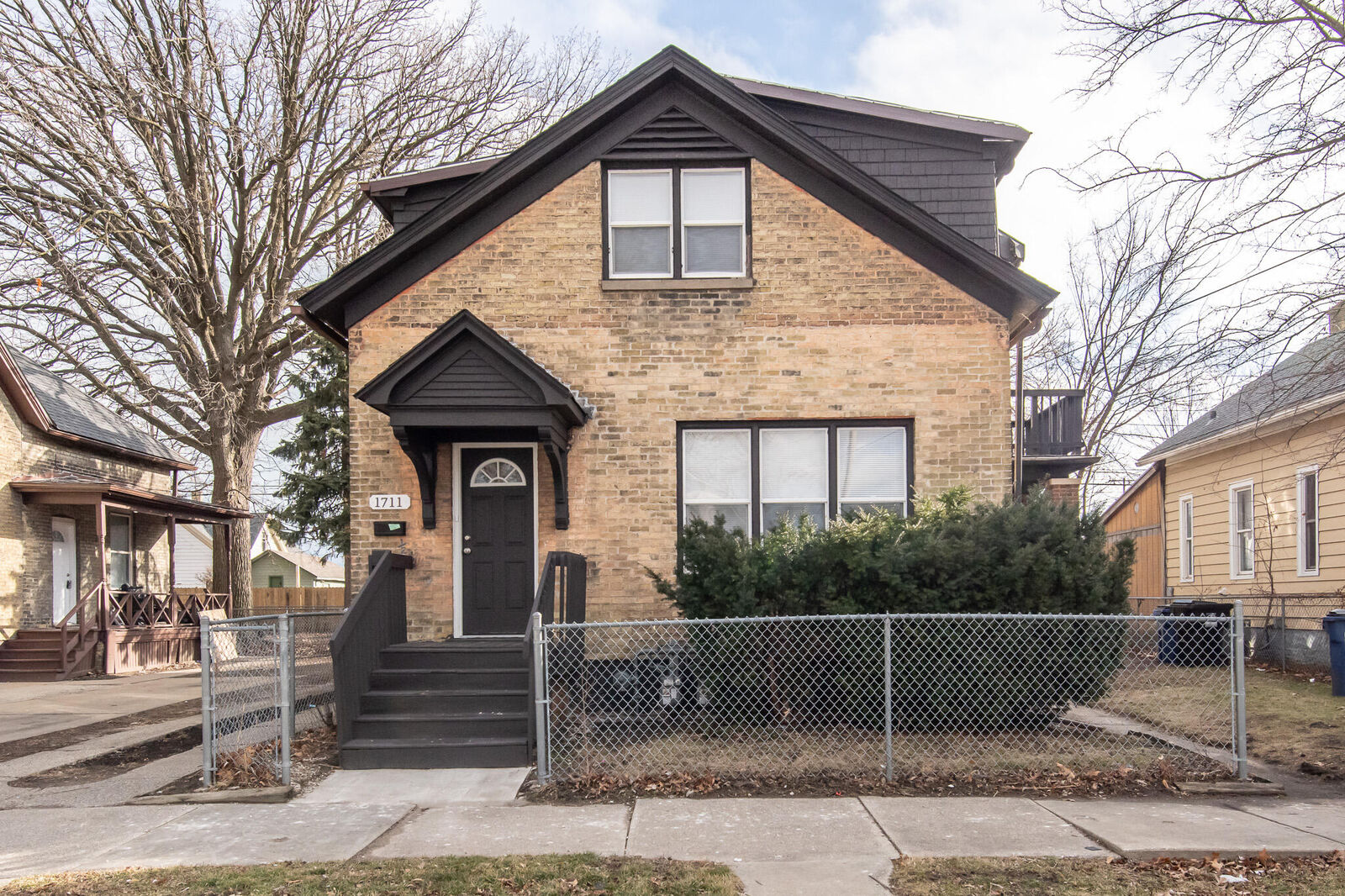 Property Photo: 1711 Erie St WI 53402
