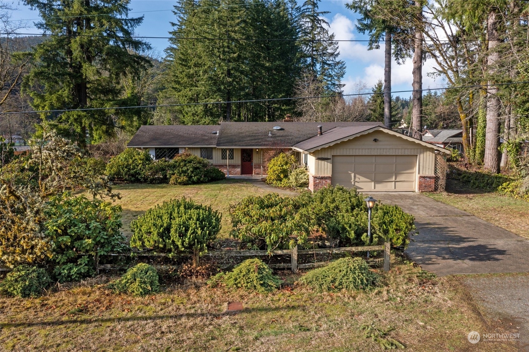 Property Photo:  8425 308th Avenue SE  WA 98050 