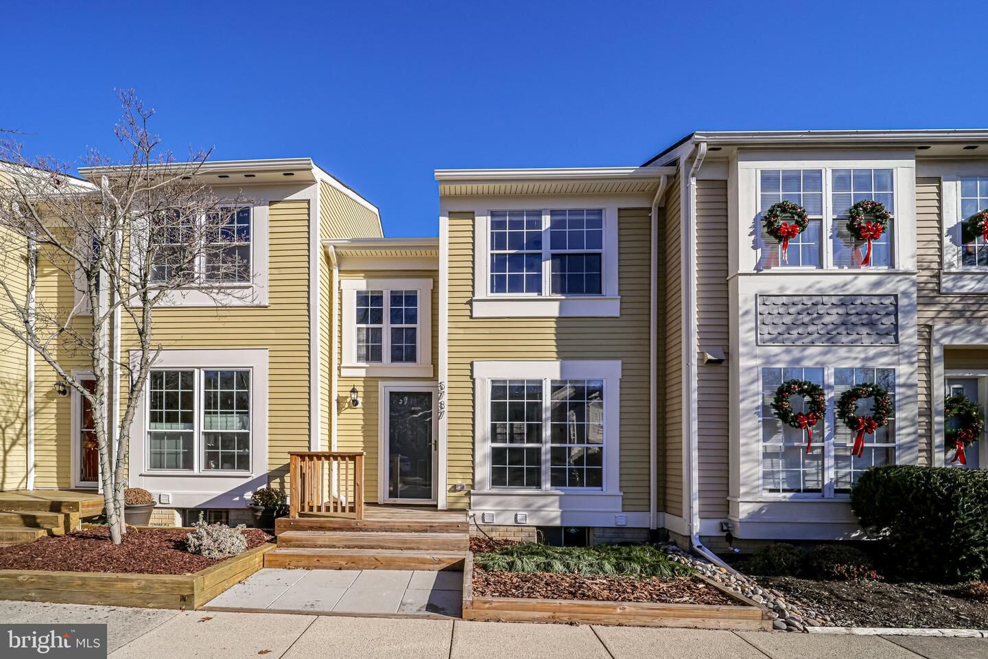 Property Photo:  5737 Evergreen Knoll Court  VA 22303 