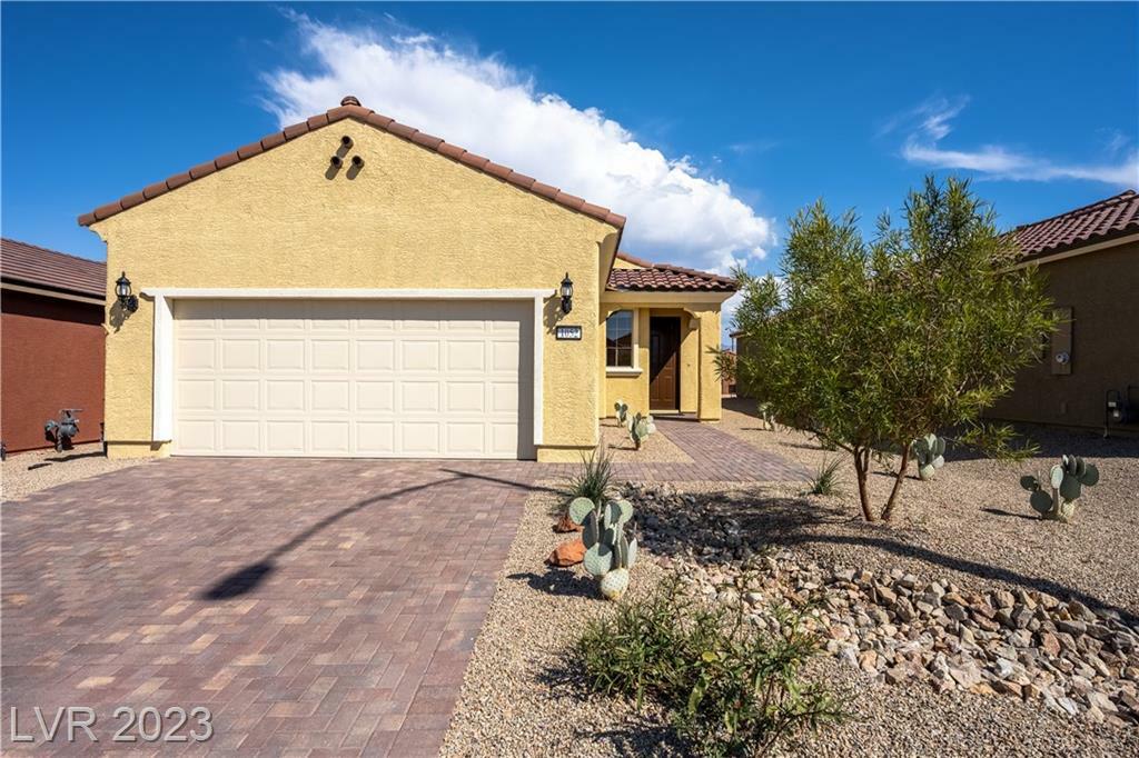 Property Photo: 1052 Tranquil Terrace Lane NV 89034