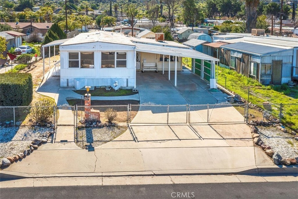 Property Photo:  31221 Fretwell Avenue  CA 92548 