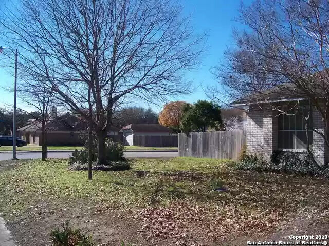 Property Photo:  7401 Gallery Ridge  TX 78250 