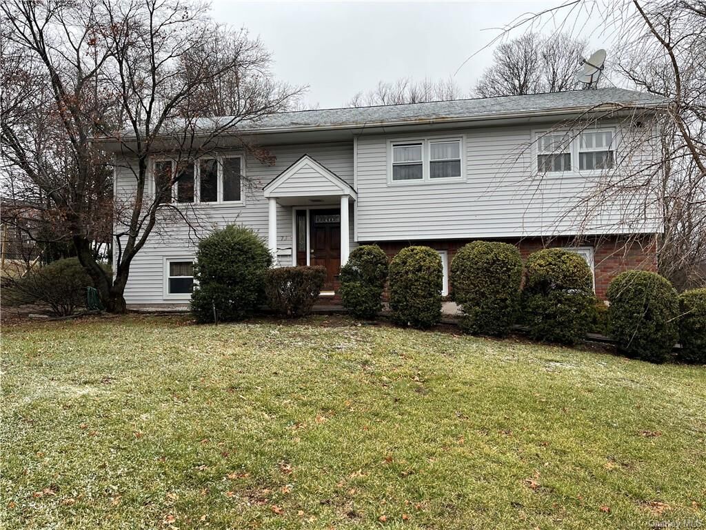 Property Photo:  73 Knutsen Knolls  NY 10983 