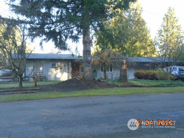 Property Photo:  1904 NE Cheryl Street  WA 98310 