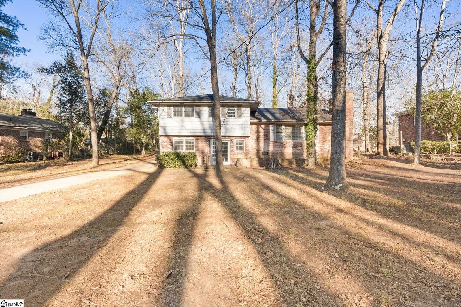 Property Photo: 110 Windemere Drive SC 29615