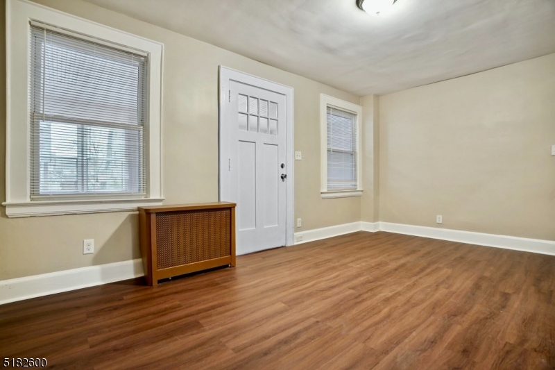 Property Photo:  160 Vermont Ave  NJ 07106 