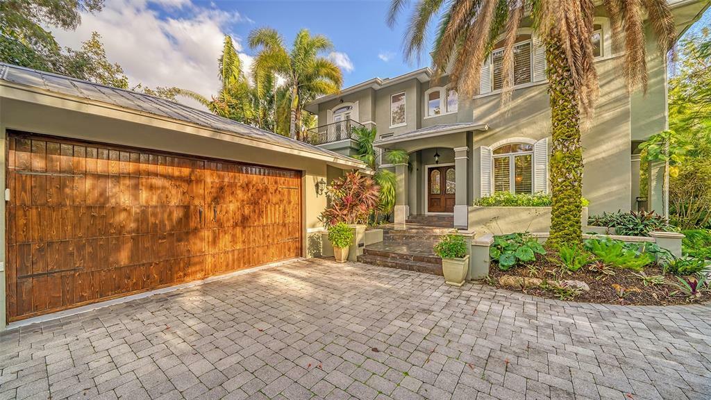 Property Photo: 1640 Hudson Pointe Drive FL 34236