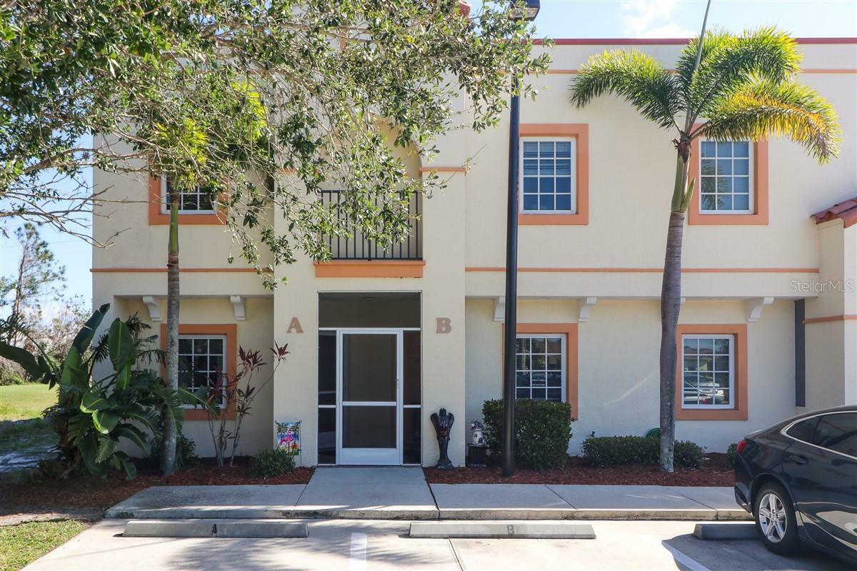 Property Photo: 1186 Rio De Janeiro Avenue 102 FL 33983