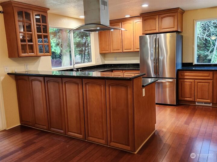 Property Photo:  22629 57th Avenue SE  WA 98021 