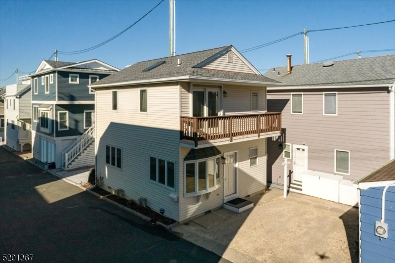 Property Photo: 14 E Surf Way NJ 08735