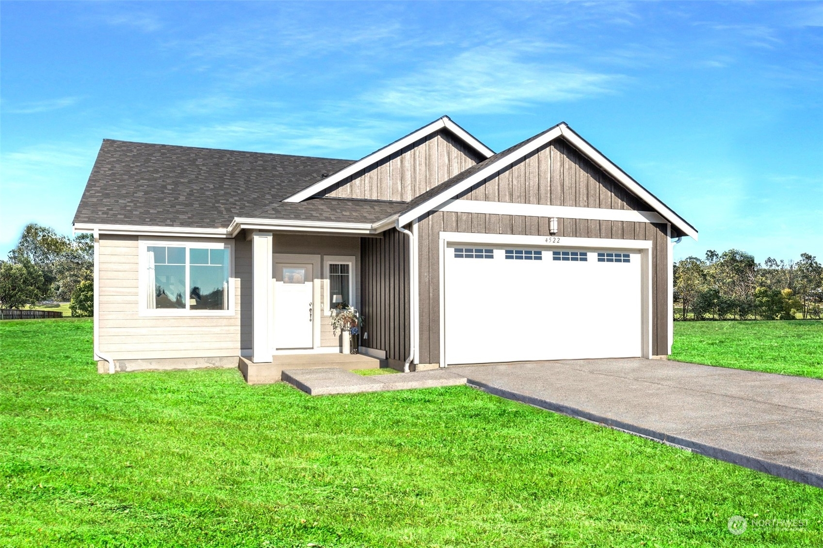 4532 Eddie Lane  Blaine WA 98230 photo
