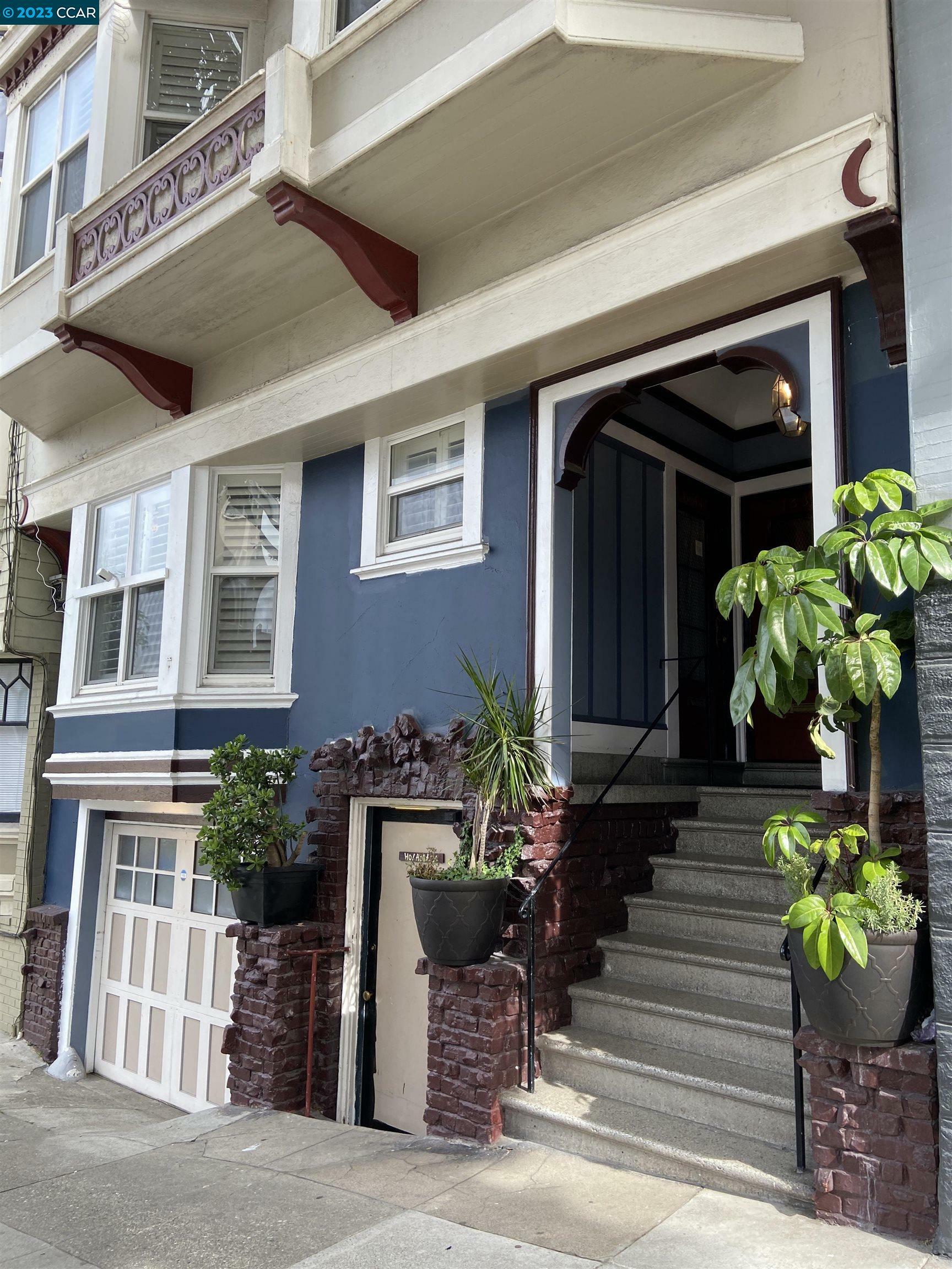 Property Photo: 1630 Hyde St CA 94109