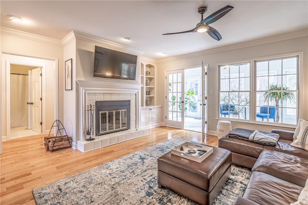 Property Photo:  939 Lenox Hill Court NE  GA 30324 