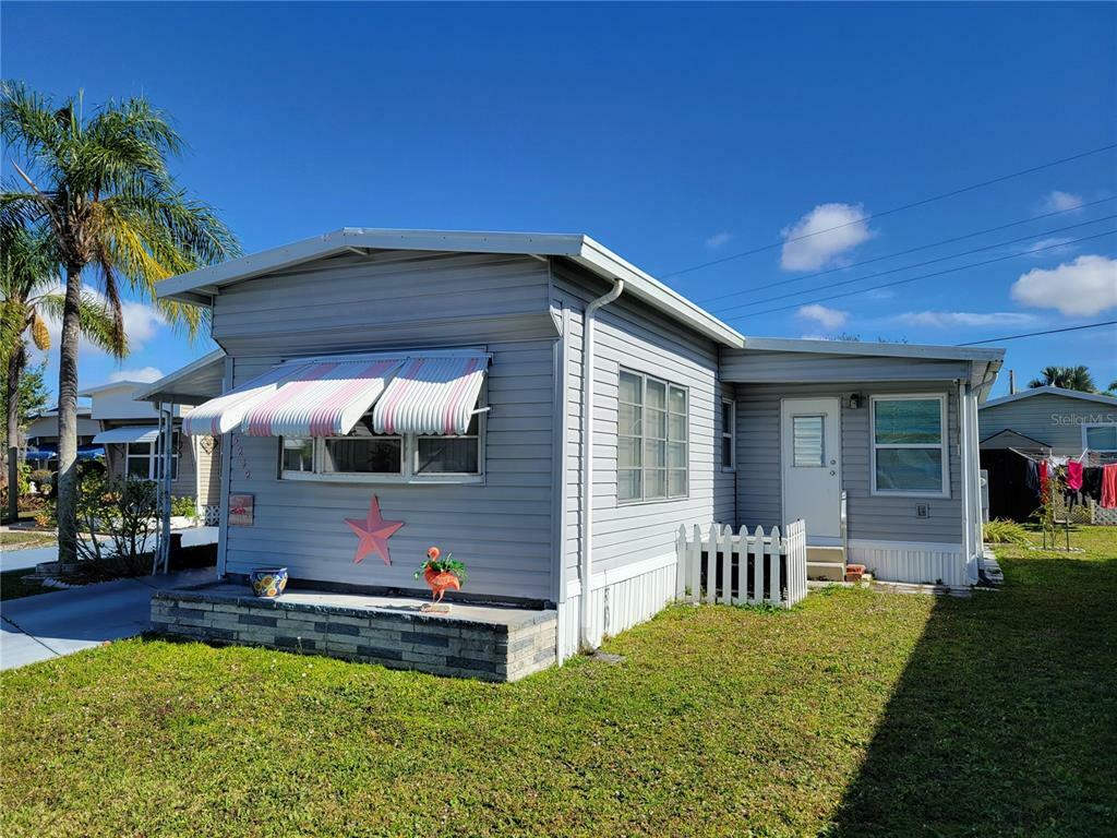 Property Photo:  5242 Pebble Beach Avenue  FL 34234 