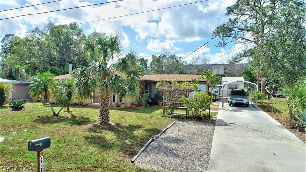 Property Photo:  4915 Lee Circle N  FL 33971 