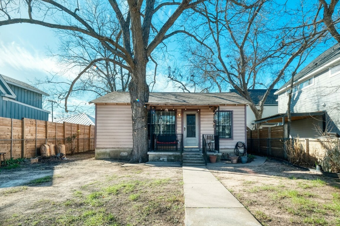 Property Photo: 1809 Haskell Street TX 78702