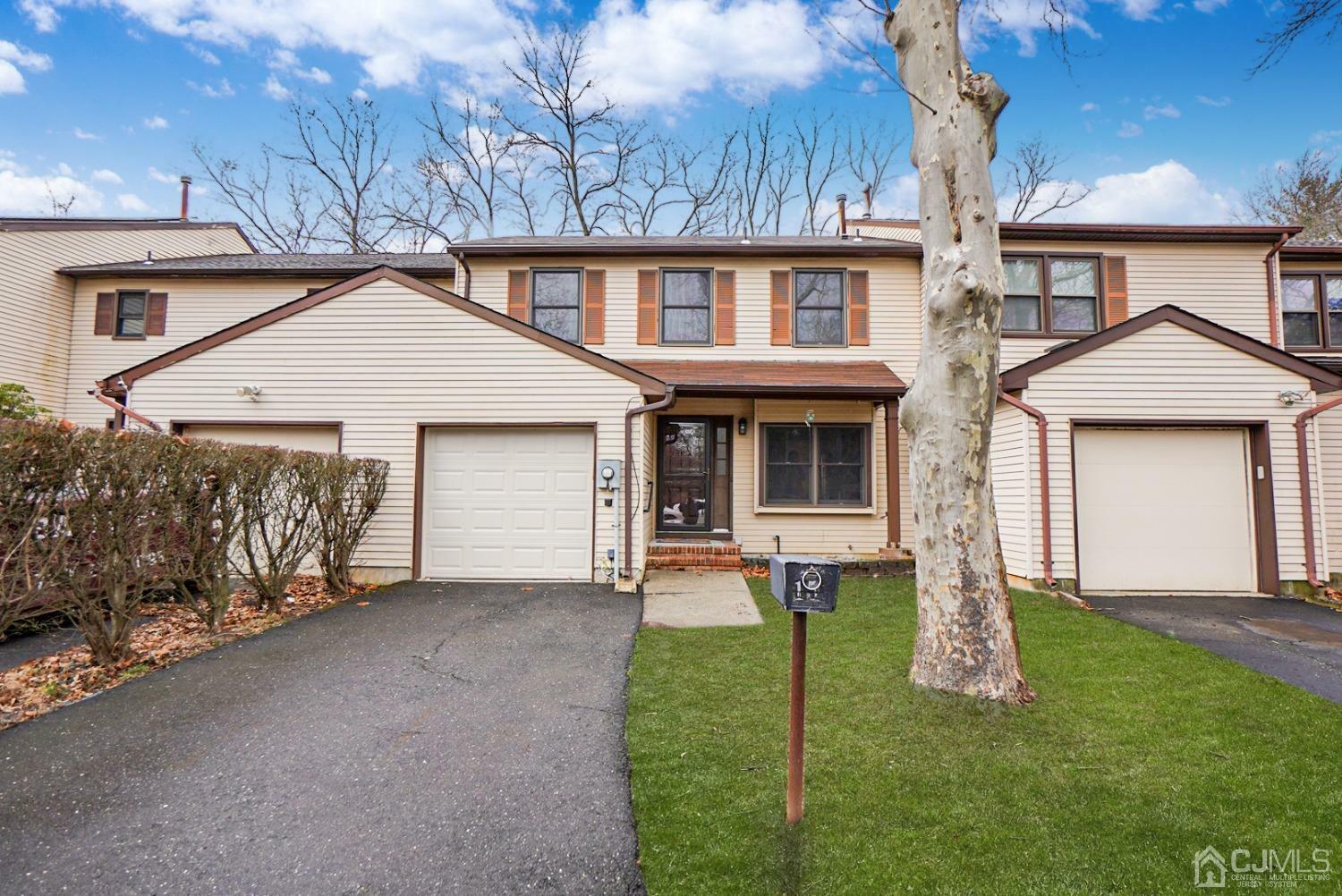 Property Photo: 15 Hoffman Court NJ 08816