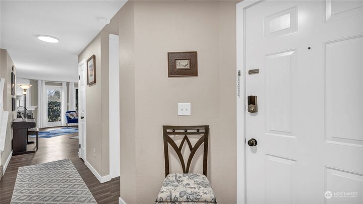 Property Photo:  846 S 310th Place  WA 98003 