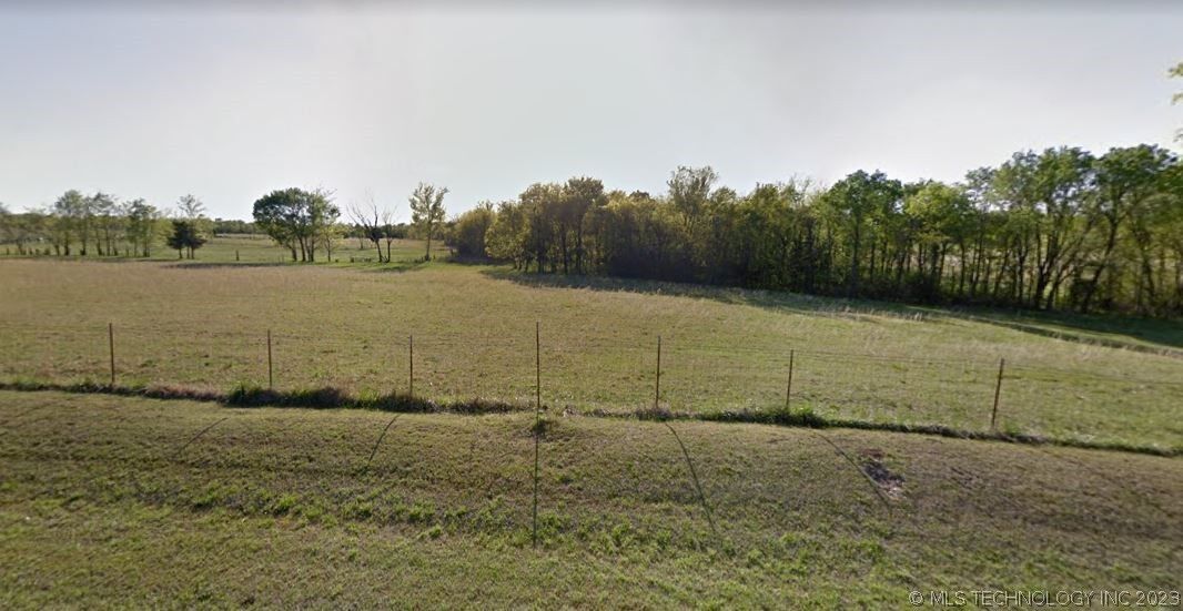 Property Photo:  S 4230 Road  OK 74036 