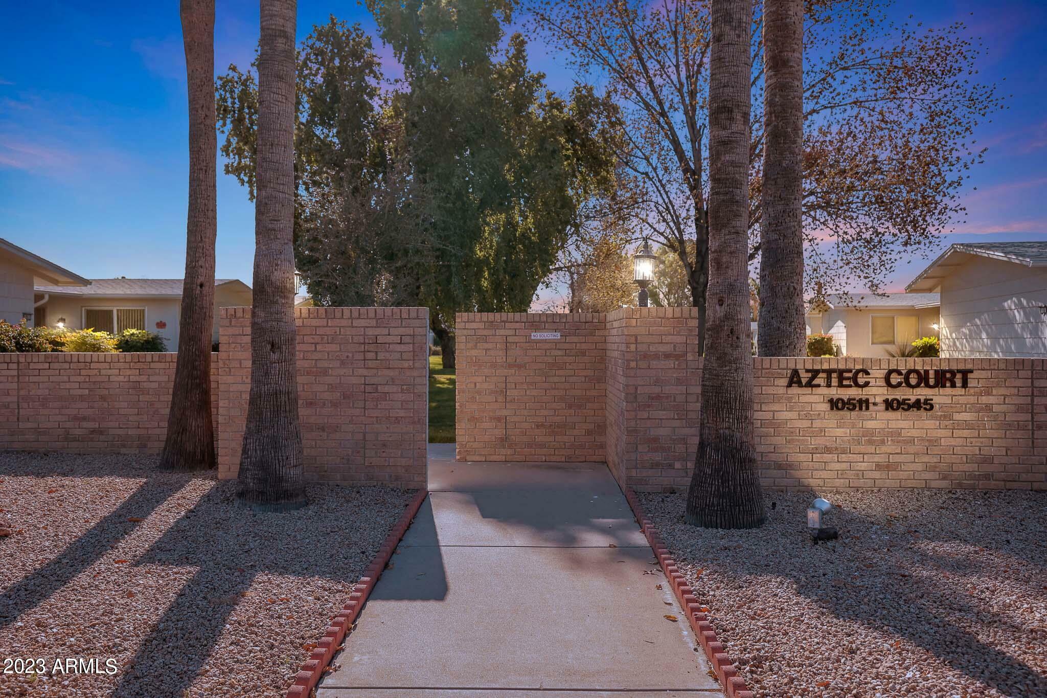 Property Photo:  10517 W Palmeras Drive  AZ 85373 