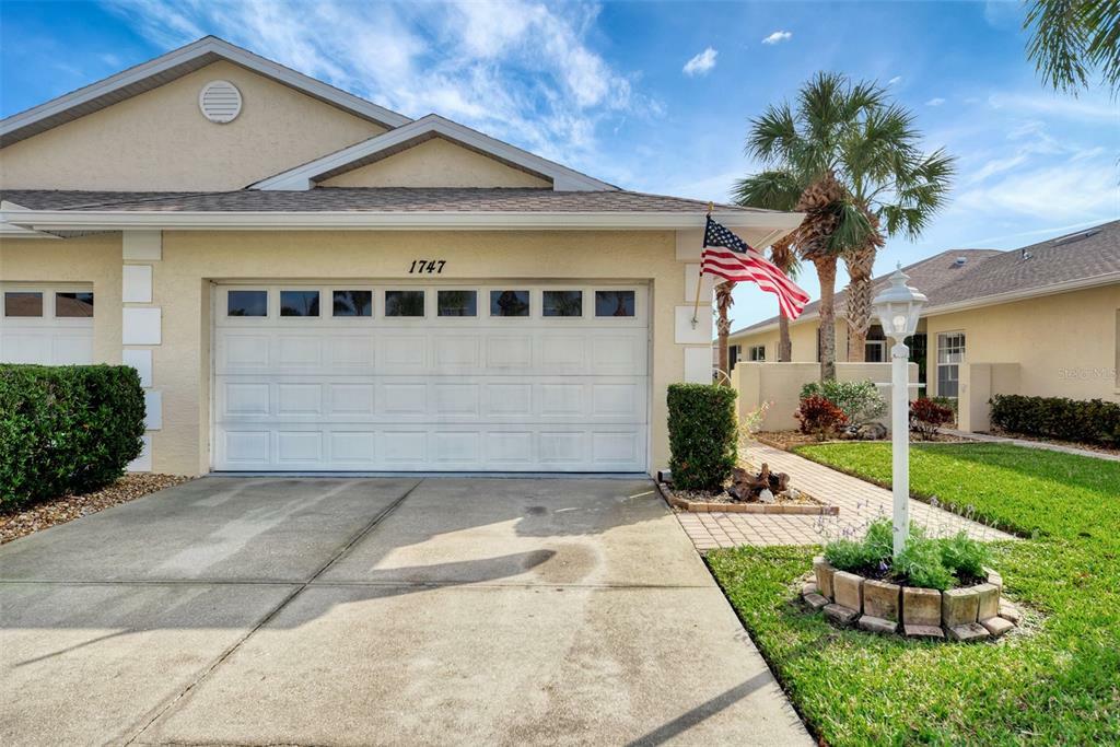 Property Photo:  1747 Fountain View Circle  FL 34292 