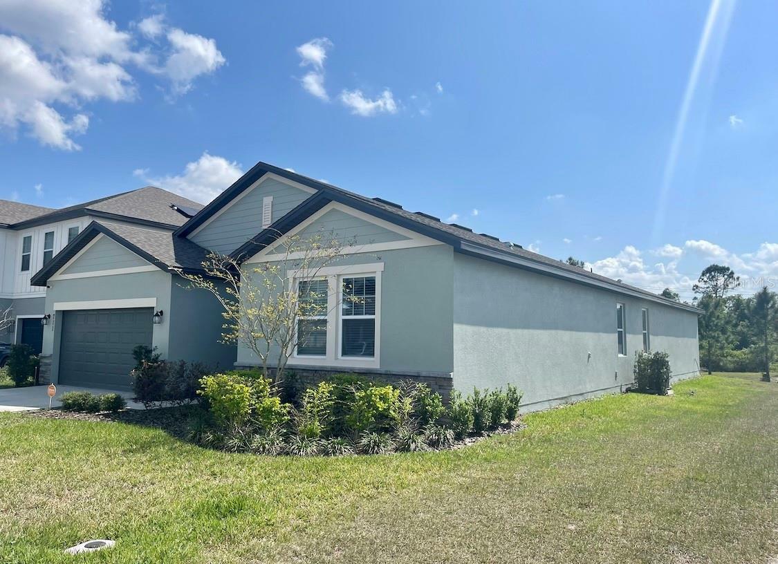 Property Photo:  711 Steerview Street  FL 34771 