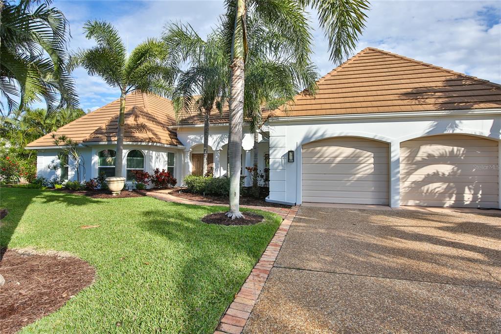 Property Photo:  615 Owl Way  FL 34236 