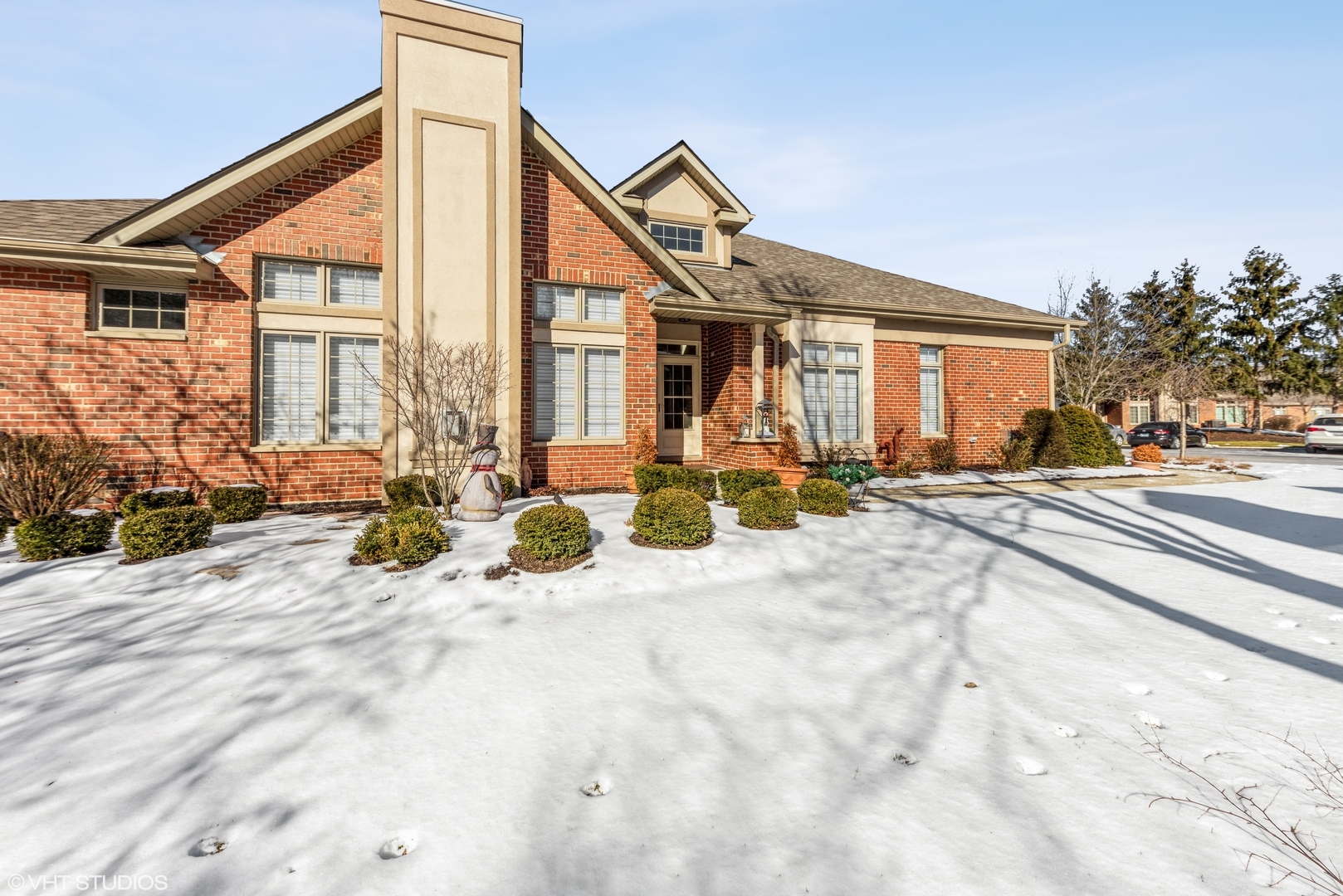 Property Photo:  3 Shadow Creek Circle  IL 60463 