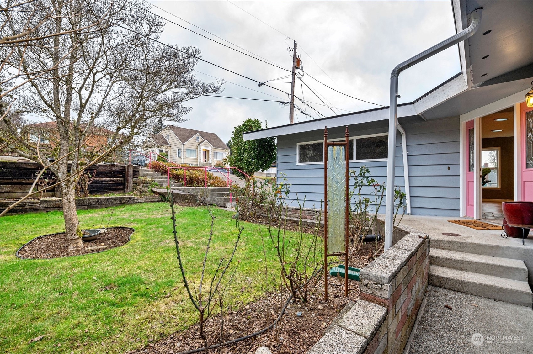 Property Photo:  2408 N Wycoff Avenue  WA 98312 