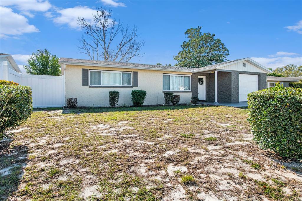 Property Photo: 6344 Tralee Avenue FL 34653