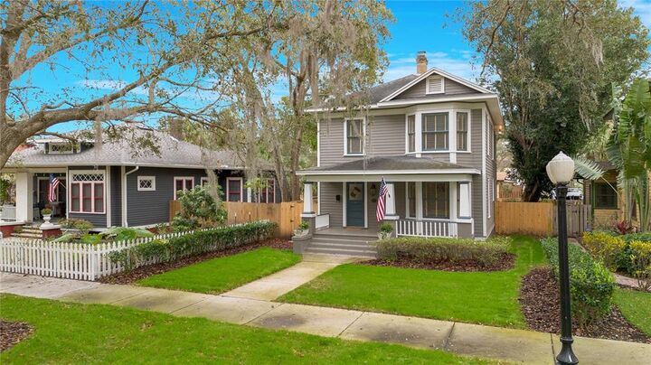 Property Photo: 907 Magnolia Avenue FL 32771