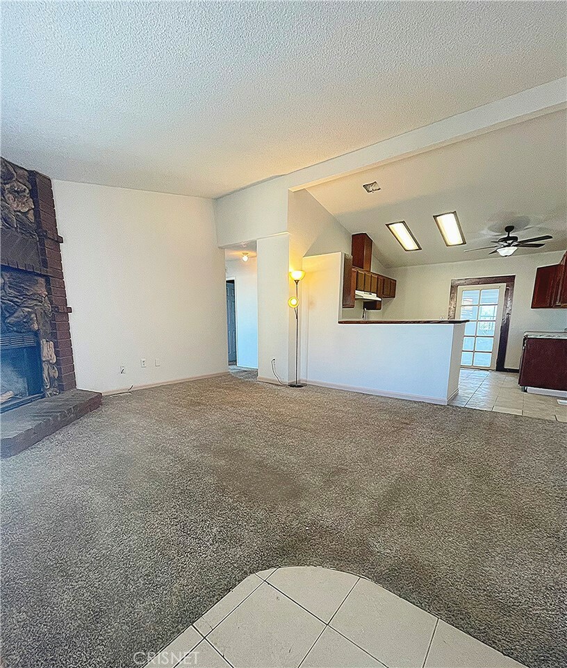 Property Photo: 14205 Winchester Dr CA 93501
