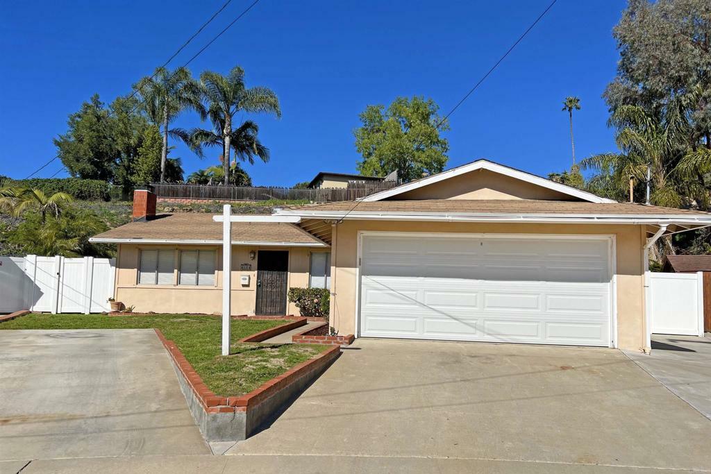 Property Photo: 4664 Chateau Court CA 92117