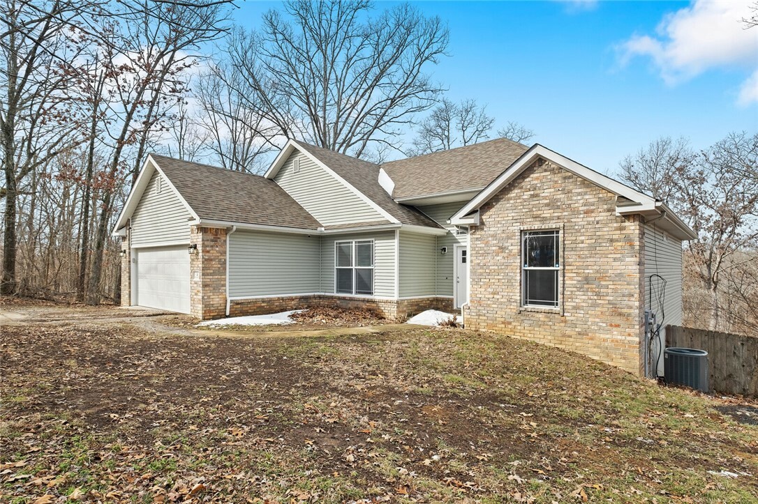 Property Photo:  4 Stuart Circle  AR 72714 