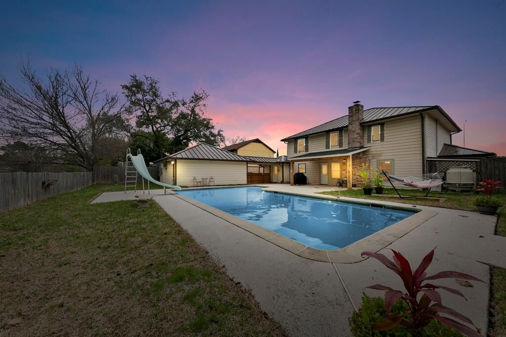Property Photo: 7911 Antoine Drive TX 77088
