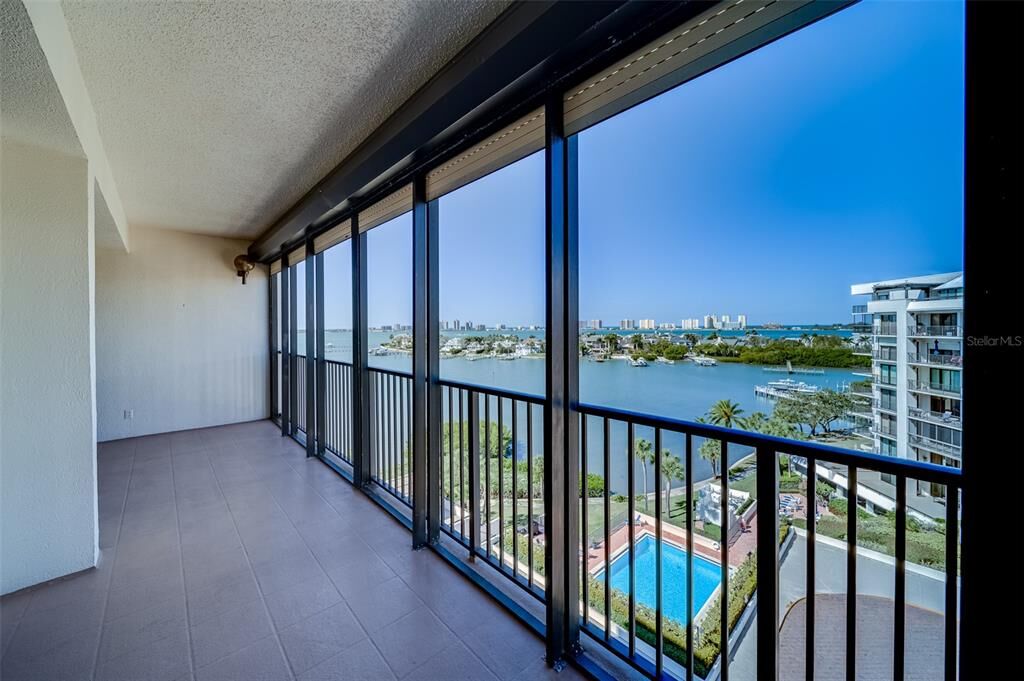 Property Photo:  6 Belleview Boulevard 705  FL 33756