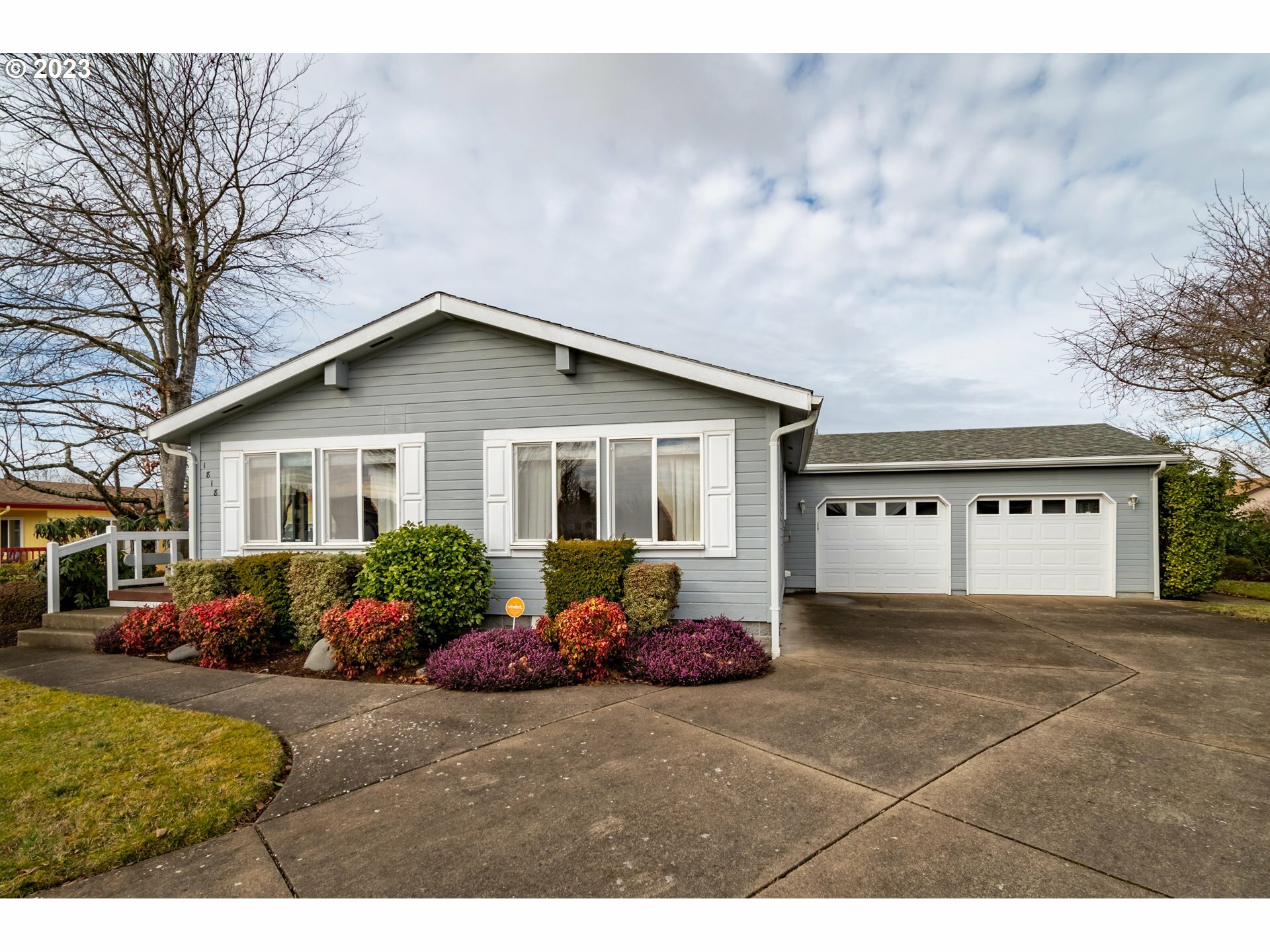 1818 Fountain Ct  Eugene OR 97402 photo