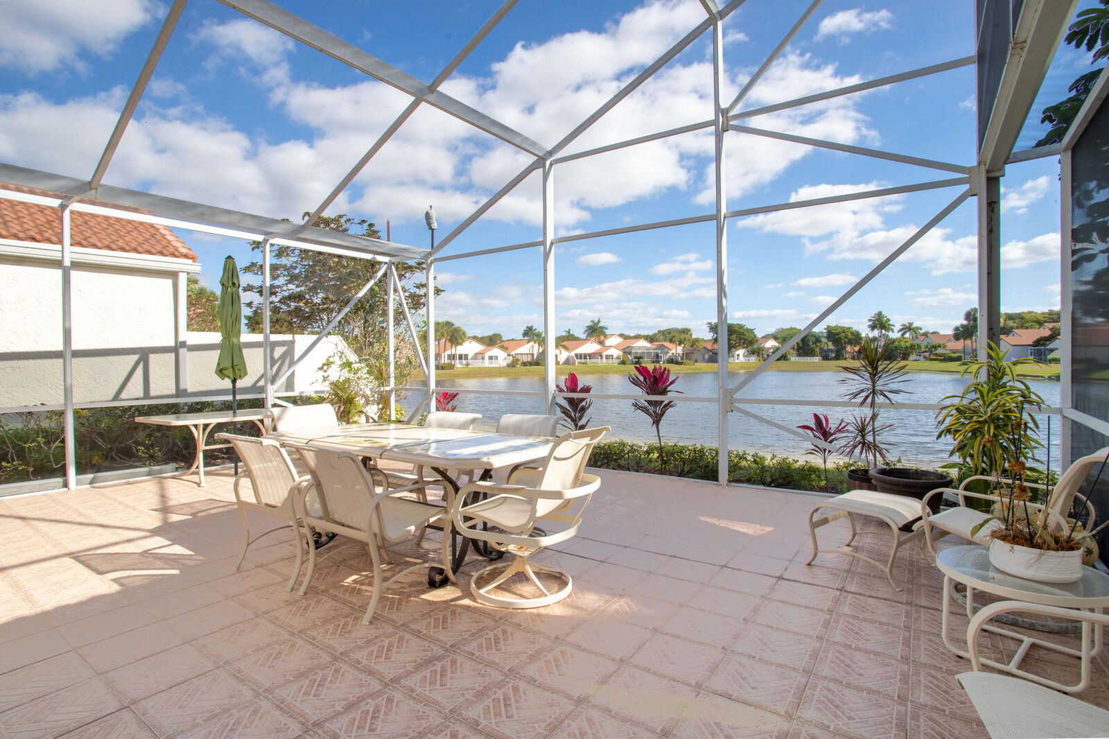 Property Photo:  22582 Esplanada Drive  FL 33433 