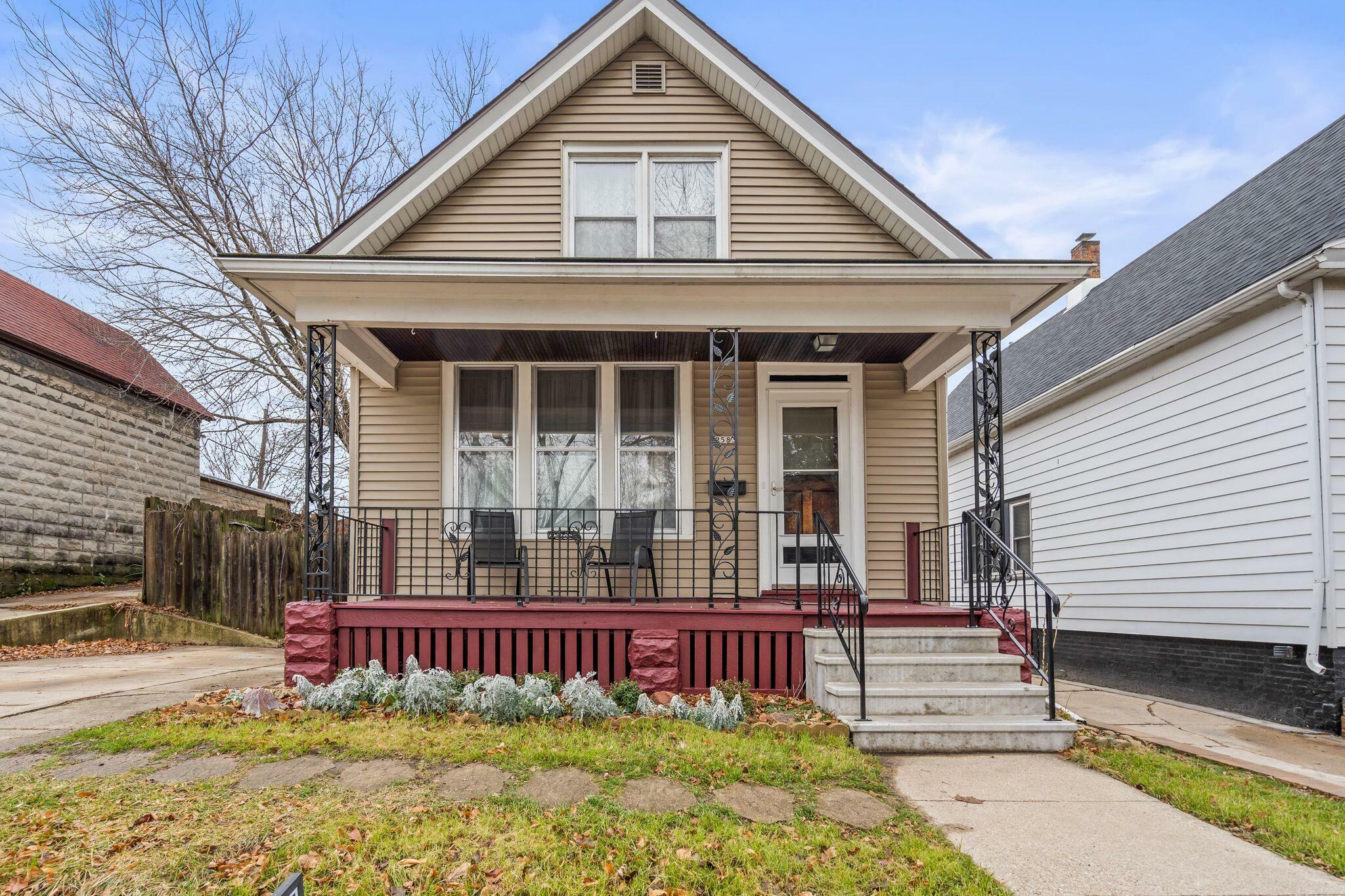 Property Photo: 2583 S Brisbane Ave WI 53207