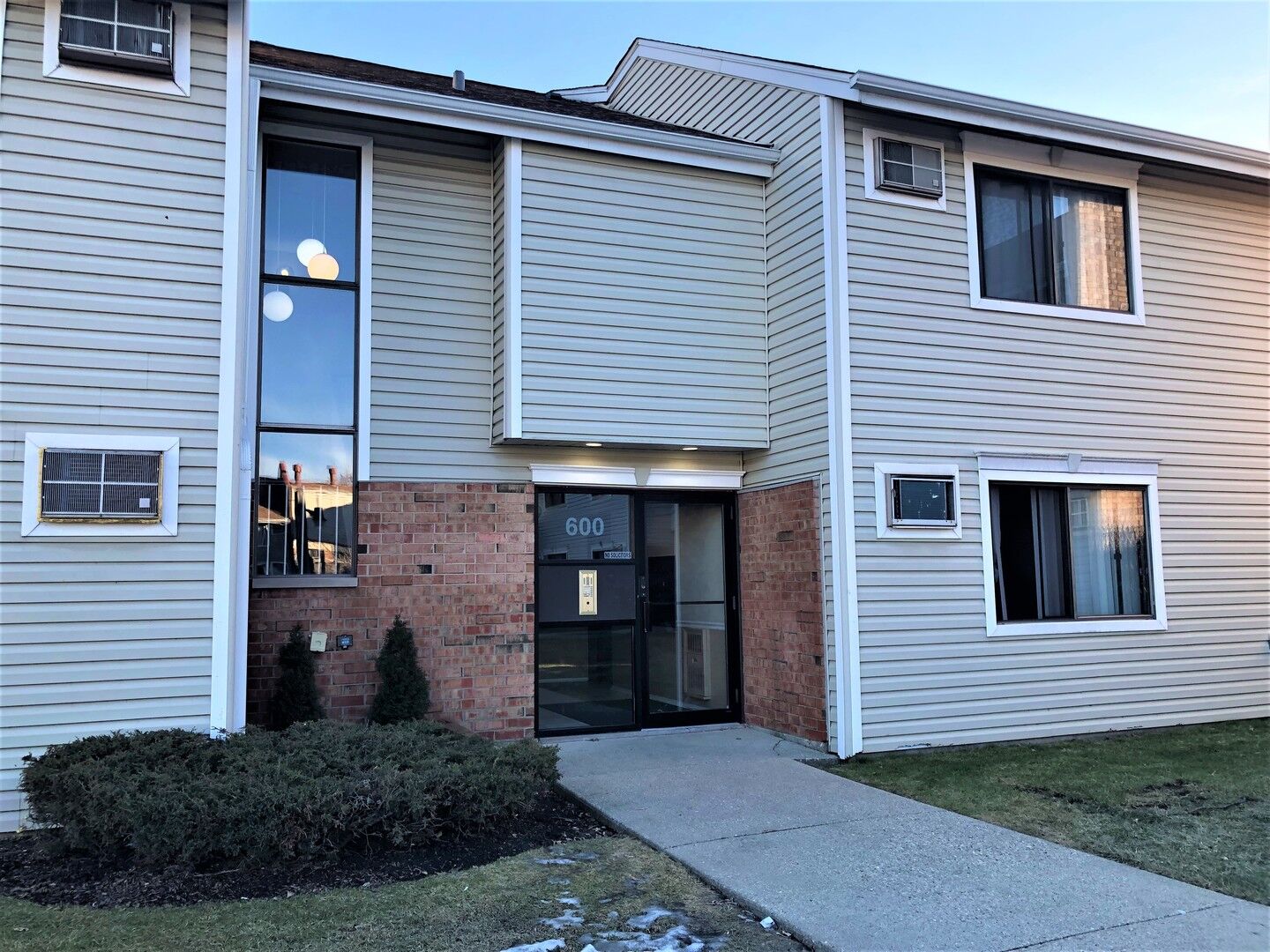 Property Photo: 600 Bayside Drive 5 IL 60074