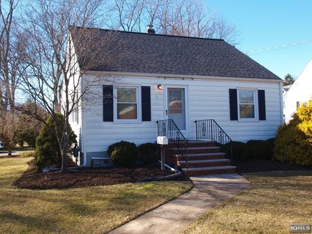 Property Photo: 335 Newark Pompton Turnpike NJ 07444