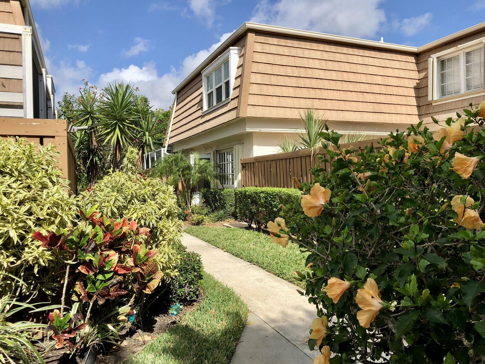 Property Photo:  4300 Hazel Avenue C  FL 33410 