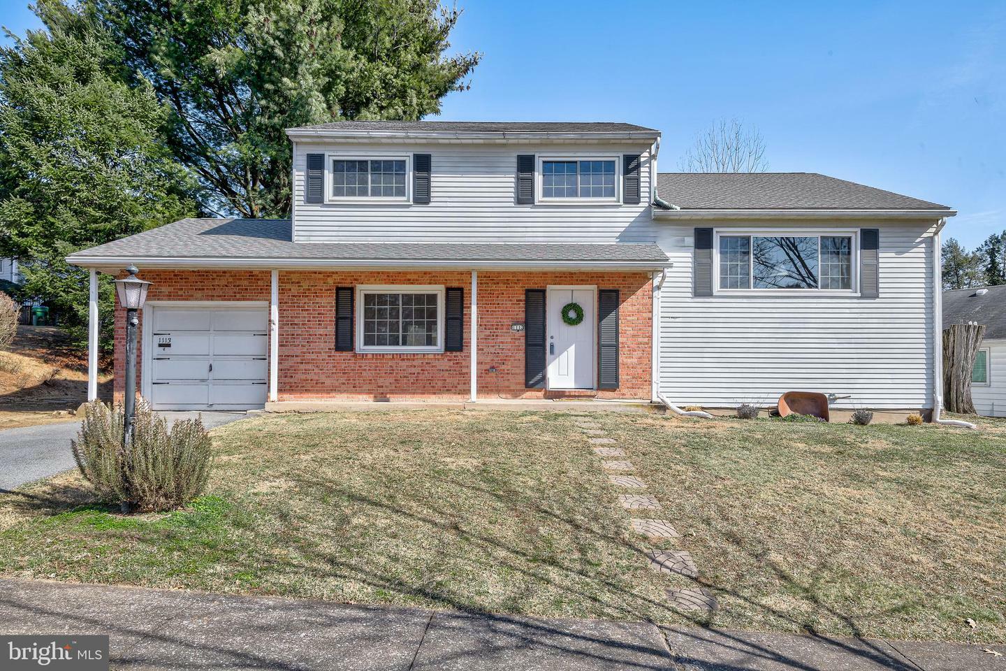 Property Photo:  1113 Cardiff Street  PA 17109 