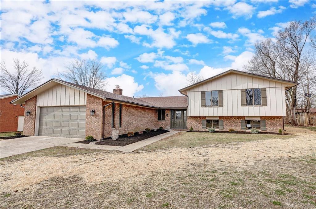 Property Photo:  7121 Hardwicke Place  OH 45414 